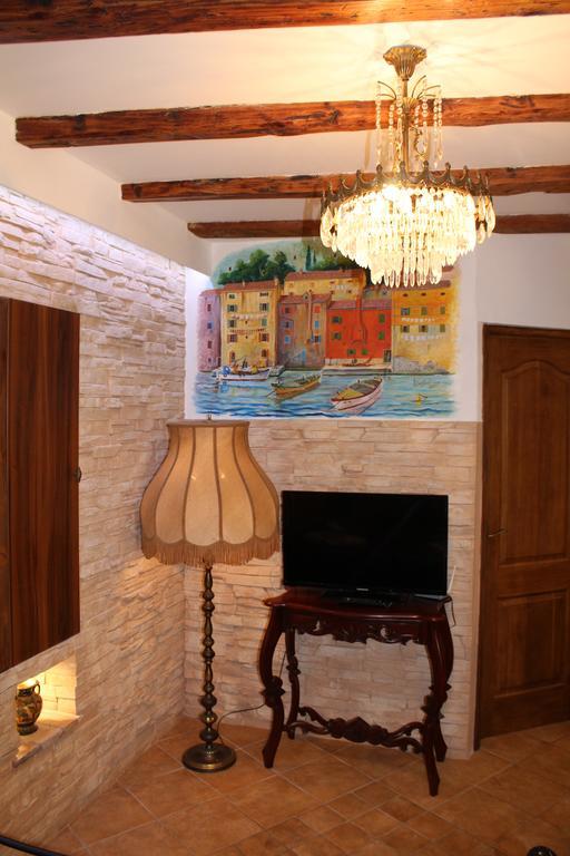 Rooms Da Angelica Old City 2 Ровин Екстериор снимка
