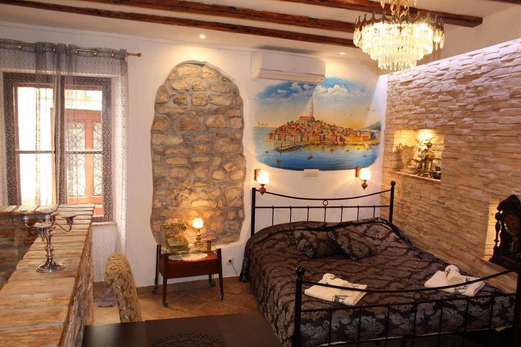 Rooms Da Angelica Old City 2 Ровин Екстериор снимка