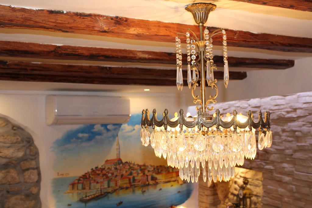 Rooms Da Angelica Old City 2 Ровин Екстериор снимка