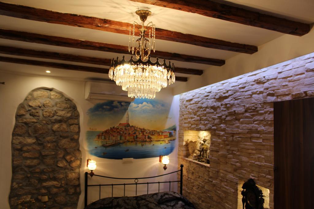 Rooms Da Angelica Old City 2 Ровин Екстериор снимка